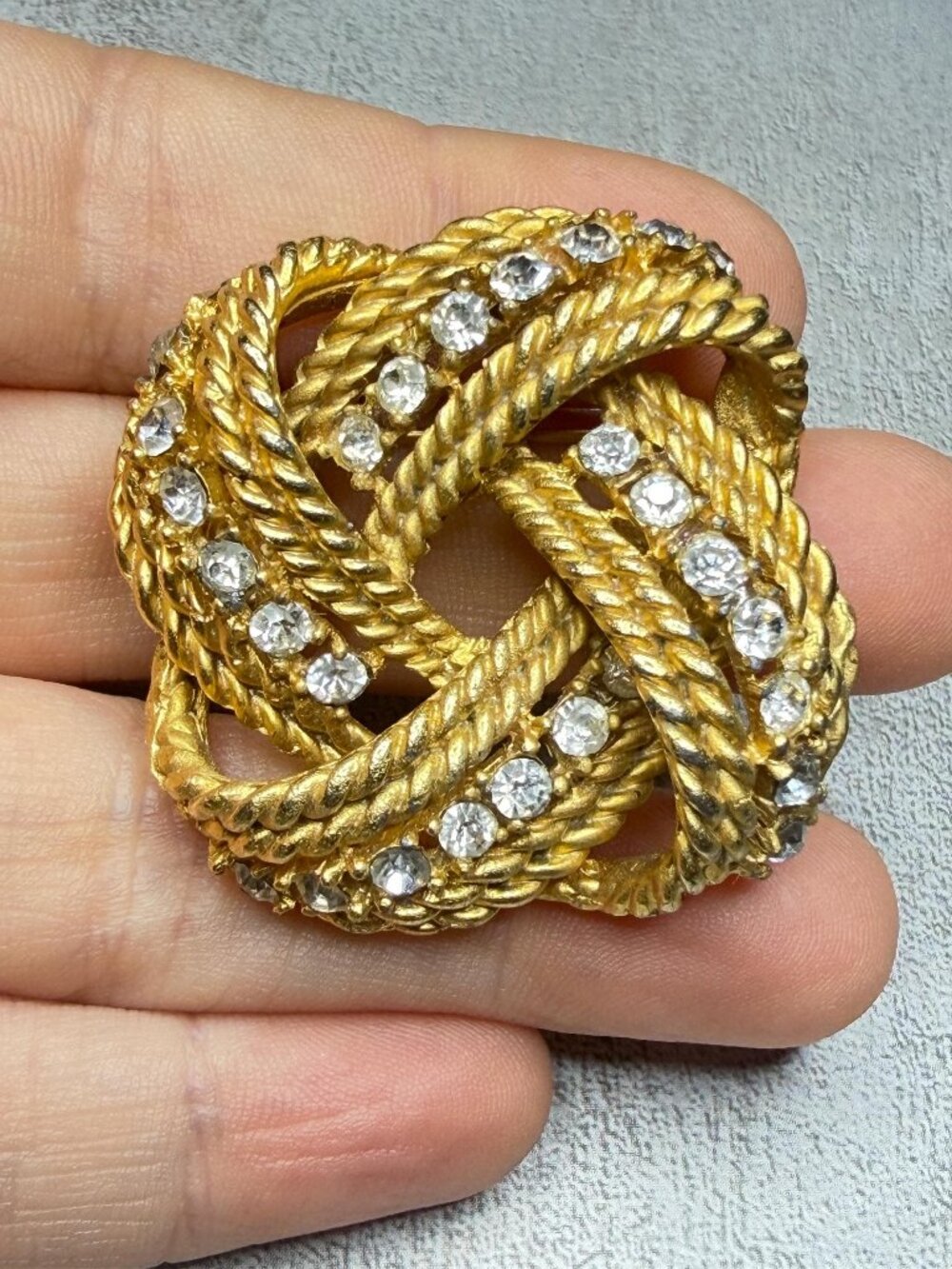 Marcel Boucher Vintage 6590 Love Knot Brooch Clear Rhinestones 1950s Pin